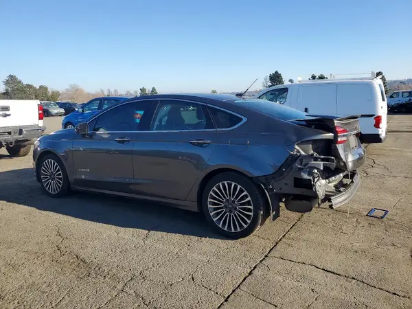 3FA6P0RU4JR218705 2018 FORD FUSION - Image 2