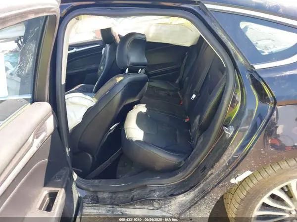 3FA6P0RU4JR219515 2018 FORD FUSION - Image 8