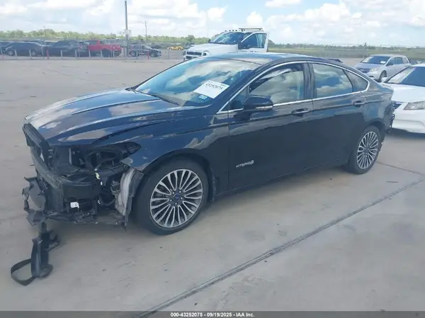 3FA6P0RU4JR280802 2018 FORD FUSION - Image 2
