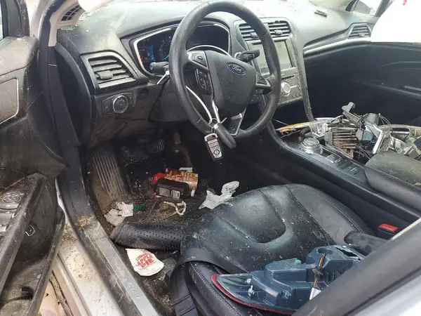 3FA6P0RU4KR101207 2019 FORD FUSION - Image 8