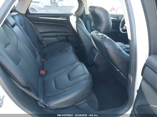 3FA6P0RU4KR104799 2019 FORD FUSION - Image 8