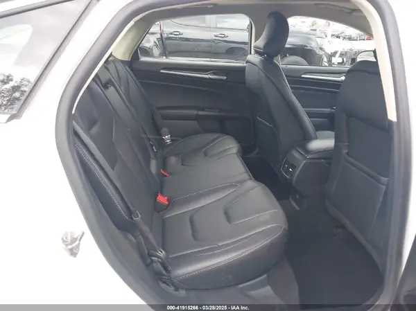 3FA6P0RU4KR134384 2019 FORD FUSION - Image 8
