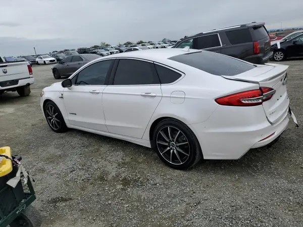 3FA6P0RU4KR135843 2019 FORD FUSION - Image 2