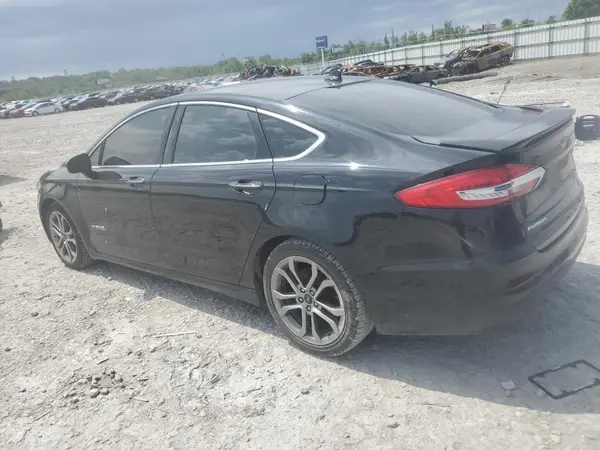3FA6P0RU4KR140556 2019 FORD FUSION - Image 2