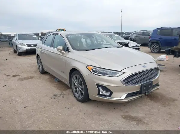 3FA6P0RU4KR144431 2019 FORD FUSION - Image 1