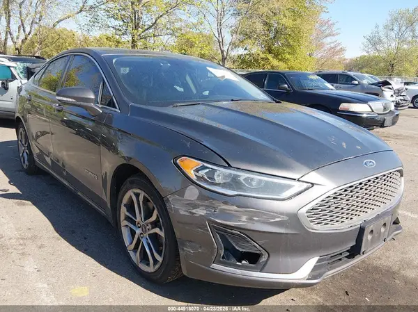 3FA6P0RU4KR212789 2019 FORD FUSION - Image 1