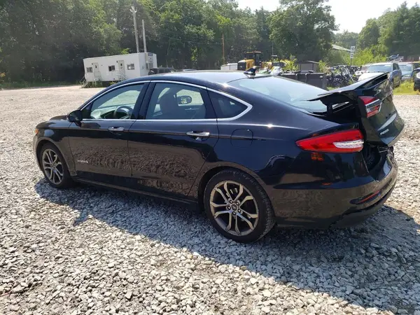 3FA6P0RU4KR220942 2019 FORD FUSION - Image 2