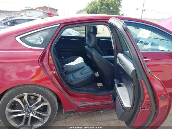 3FA6P0RU4KR235828 2019 FORD FUSION - Image 8
