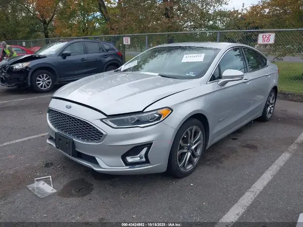 3FA6P0RU4KR259840 2019 FORD FUSION - Image 2