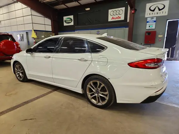 3FA6P0RU4LR100186 2020 FORD FUSION - Image 2