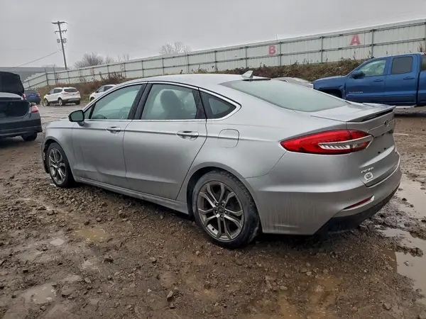 3FA6P0RU4LR100236 2020 FORD FUSION - Image 2