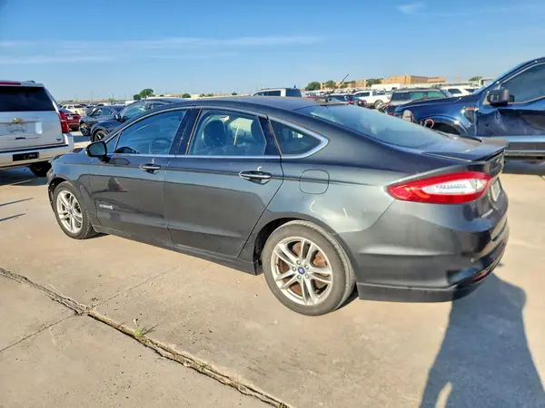 3FA6P0RU5GR132943 2016 FORD FUSION - Image 2