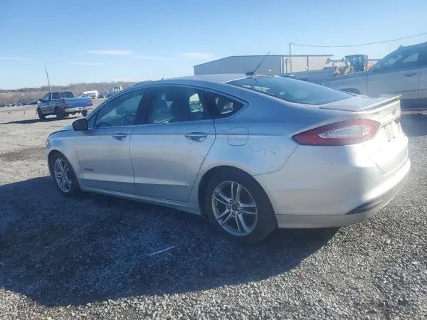 3FA6P0RU5GR349697 2016 FORD FUSION - Image 2