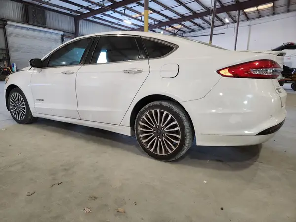 3FA6P0RU5HR388873 2017 FORD FUSION - Image 2