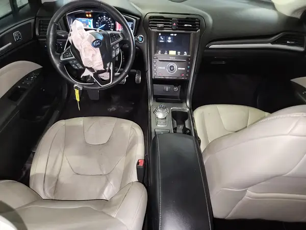 3FA6P0RU5HR388873 2017 FORD FUSION - Image 8