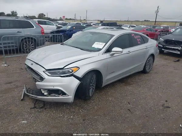 3FA6P0RU5JR116992 2018 FORD FUSION - Image 2