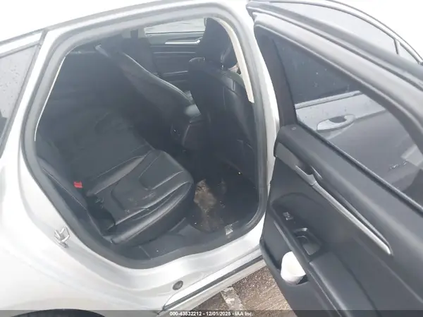 3FA6P0RU5JR116992 2018 FORD FUSION - Image 8