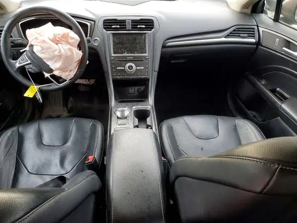 3FA6P0RU5KR120722 2019 FORD FUSION - Image 8