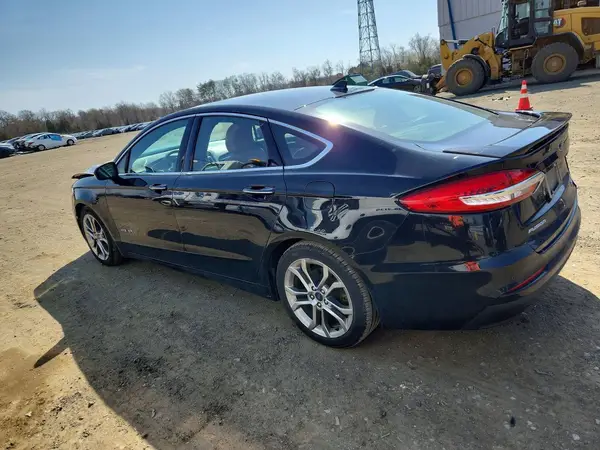 3FA6P0RU5KR126066 2019 FORD FUSION - Image 2