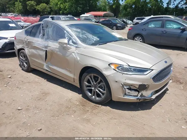3FA6P0RU5KR137200 2019 FORD FUSION - Image 1