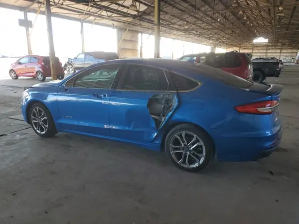 3FA6P0RU5KR235367 2019 FORD FUSION - Image 2