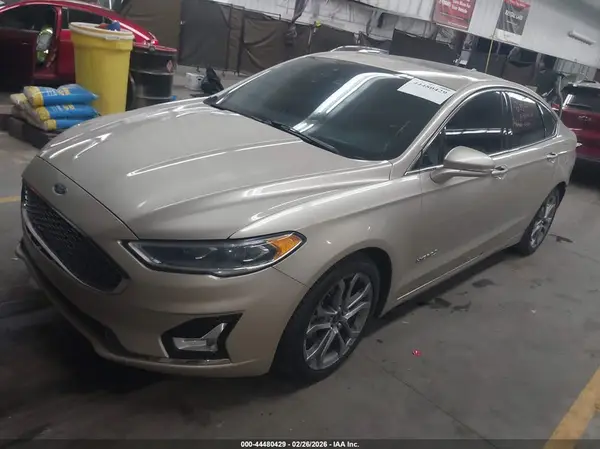 3FA6P0RU5KR235675 2019 FORD FUSION - Image 2