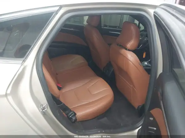 3FA6P0RU5KR235675 2019 FORD FUSION - Image 8