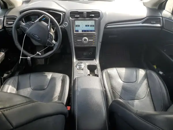 3FA6P0RU5LR100083 2020 FORD FUSION - Image 8