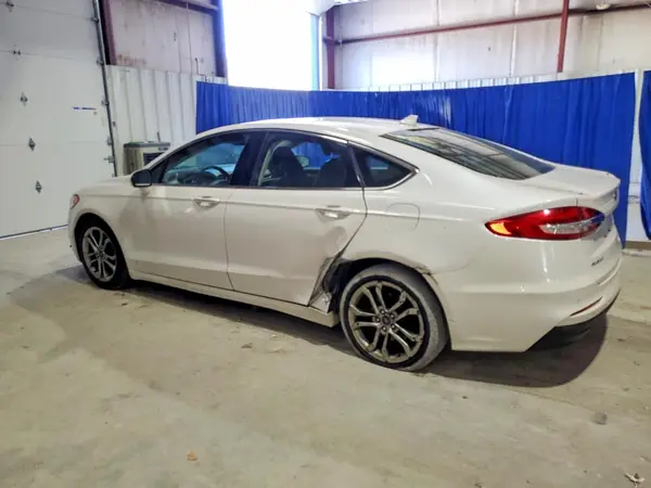 3FA6P0RU5LR139532 2020 FORD FUSION - Image 2