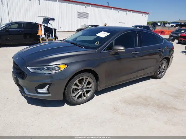 3FA6P0RU5LR204752 2020 FORD FUSION - Image 2