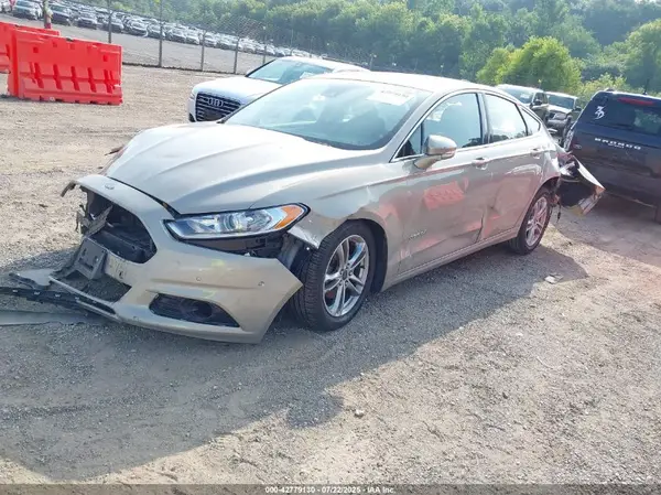 3FA6P0RU6GR155535 2016 FORD FUSION - Image 2