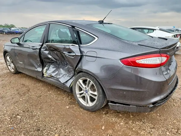 3FA6P0RU6GR171637 2016 FORD FUSION - Image 2