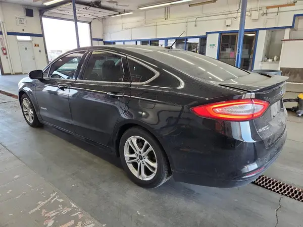 3FA6P0RU6GR306373 2016 FORD FUSION - Image 2