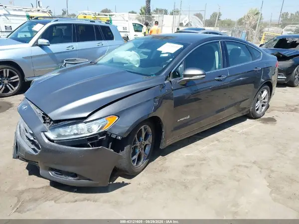 3FA6P0RU6GR331077 2016 FORD FUSION - Image 2