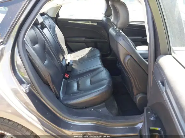 3FA6P0RU6GR331077 2016 FORD FUSION - Image 8