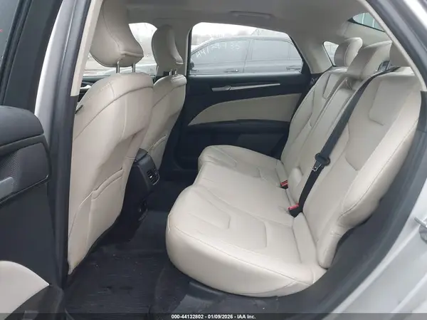 3FA6P0RU6HR245169 2017 FORD FUSION - Image 8