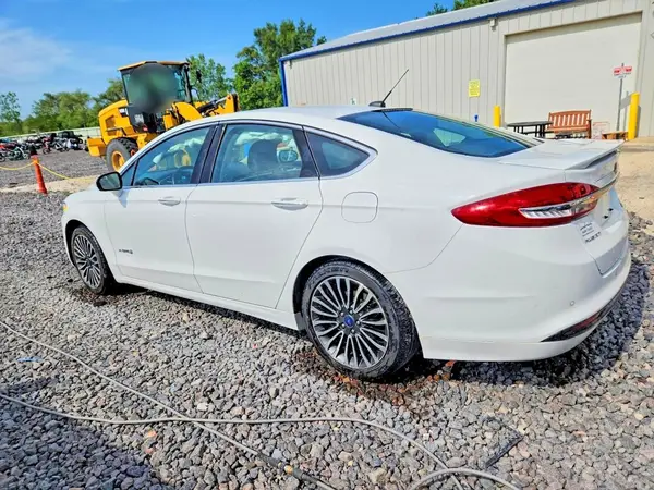 3FA6P0RU6HR265440 2017 FORD FUSION - Image 2