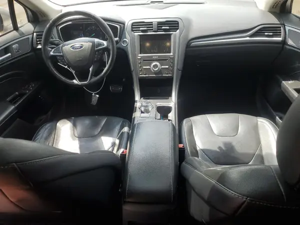 3FA6P0RU6HR300123 2017 FORD FUSION - Image 8