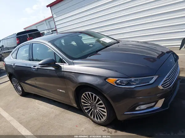 3FA6P0RU6HR301661 2017 FORD FUSION - Image 1