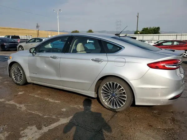 3FA6P0RU6HR370897 2017 FORD FUSION - Image 2