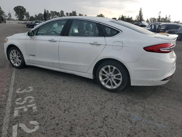 3FA6P0RU6JR181673 2018 FORD FUSION - Image 2