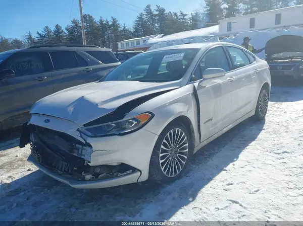 3FA6P0RU6JR228085 2018 FORD FUSION - Image 2