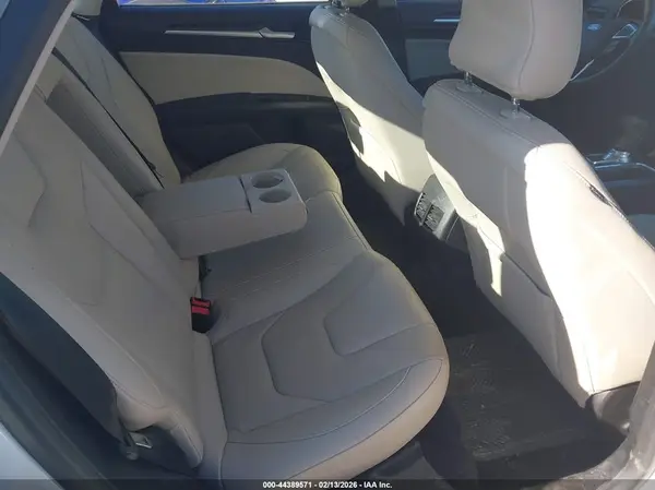 3FA6P0RU6JR228085 2018 FORD FUSION - Image 8