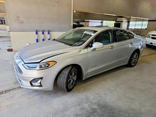 3FA6P0RU6KR138307 2019 FORD FUSION - Image 1