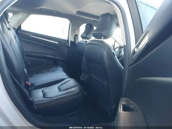 3FA6P0RU6KR140882 2019 FORD FUSION - Image 8
