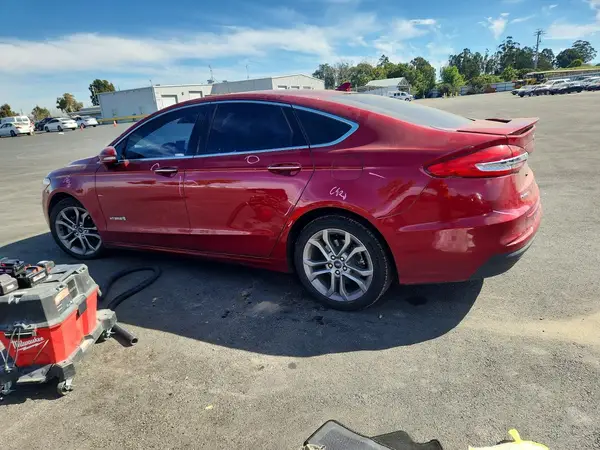 3FA6P0RU6KR148786 2019 FORD FUSION - Image 2