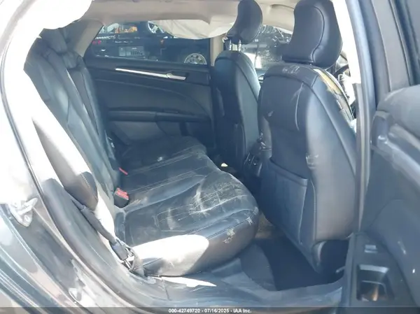 3FA6P0RU6KR175812 2019 FORD FUSION - Image 8