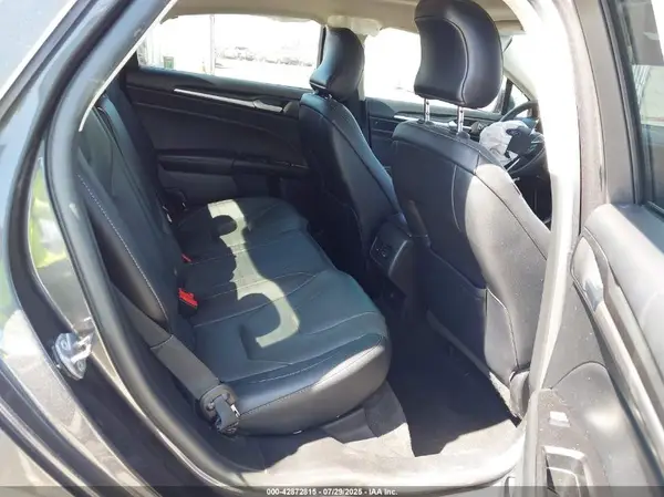 3FA6P0RU6KR239993 2019 FORD FUSION - Image 8