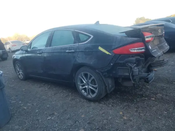 3FA6P0RU6LR157165 2020 FORD FUSION - Image 2