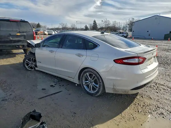 3FA6P0RU7GR231845 2016 FORD FUSION - Image 2